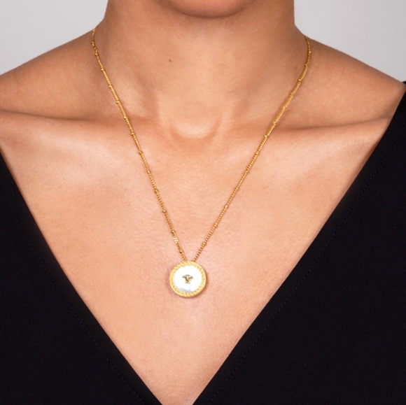 Versace Dainty Necklace - Picture 8 of 8